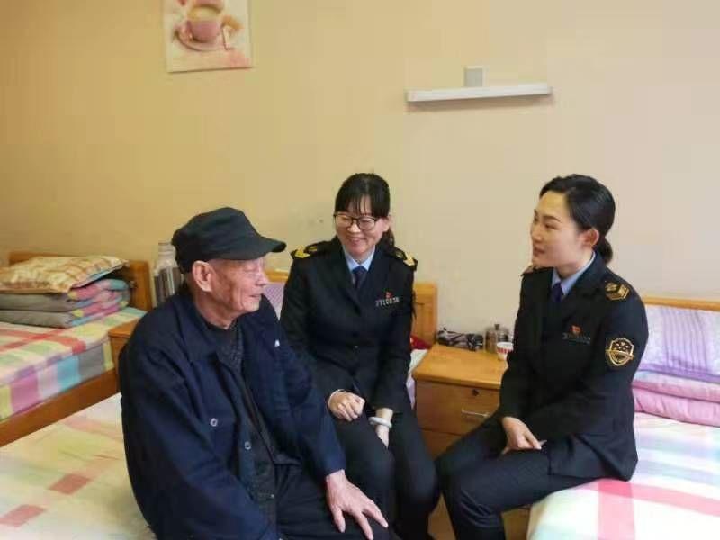 天天正版免费澳门全面释义、精准解答解释落实
