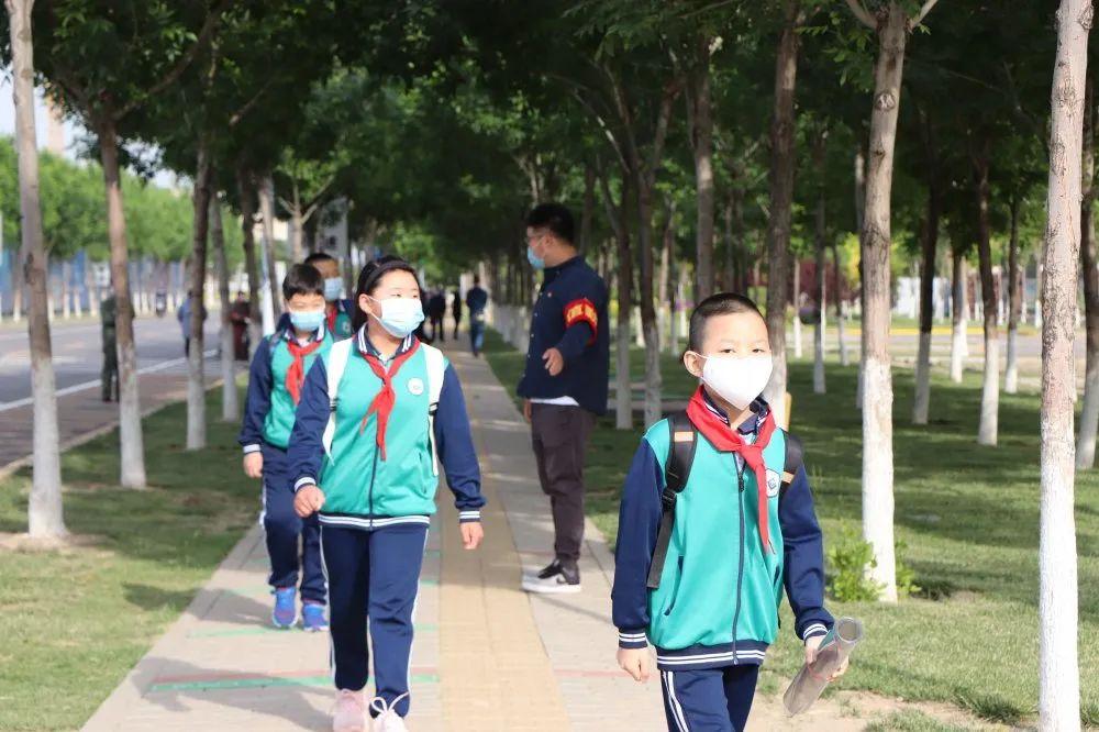 2025港澳资料网站精选解析、解释与落实、前沿解答解释落实