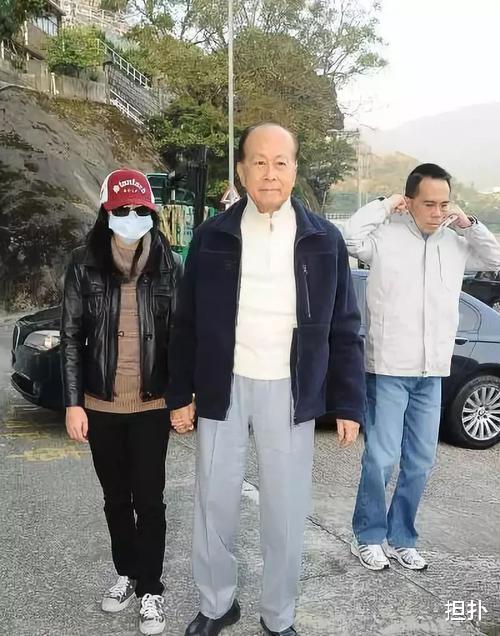 2025年新澳门彩正版免费资料警惕虚假宣传、全面解答与解释、构建解答解释落实