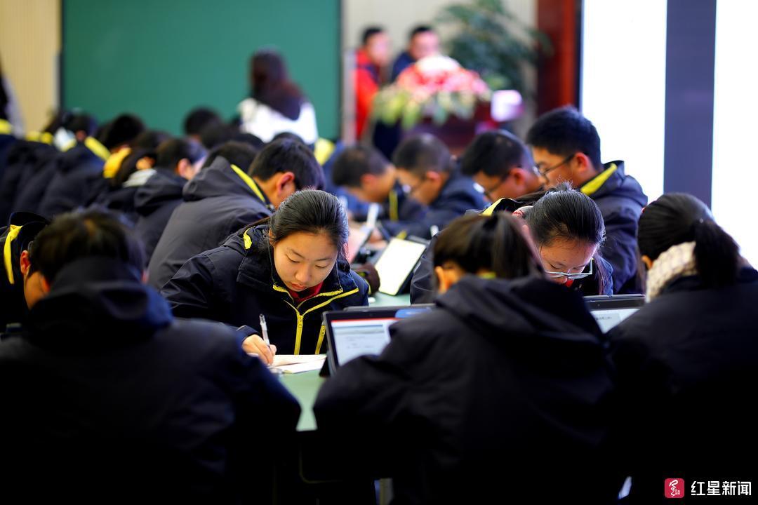 新奥门777778888精准免费四肖的全面释义、解释与落实、科学解答解释落实