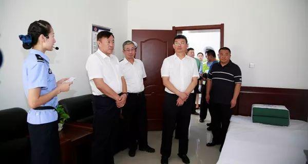 澳门管家婆100精准风险仔细释义、解释与落实、构建解答解释落实
