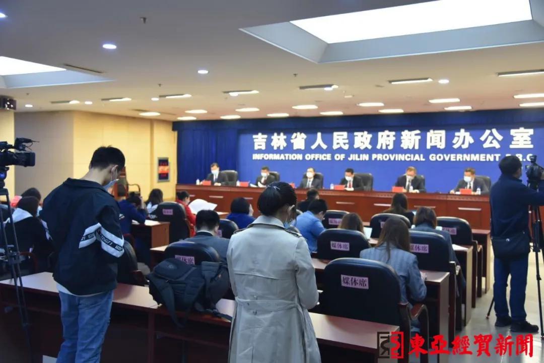 澳门四不像图片正版资料大全，详细解答、精准解答解释落实